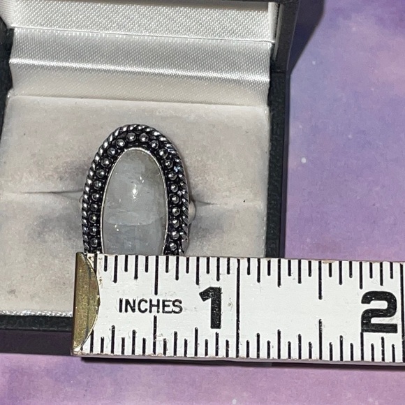 Moonstone 🌙 Ring - Picture 9 of 12